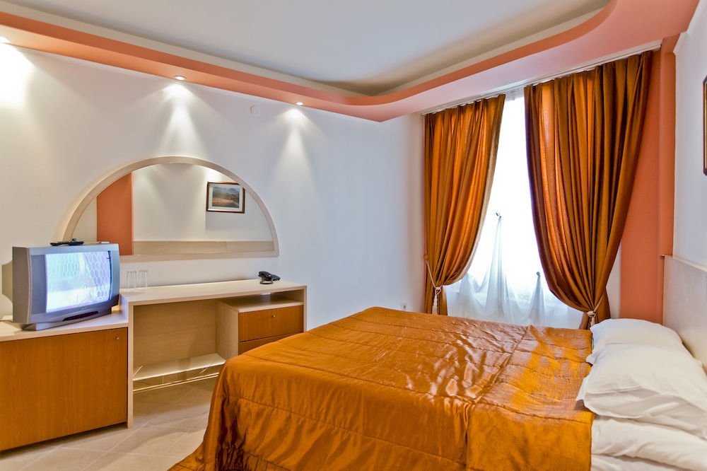 Family Hotel Gold Pearl (Adults Only) Sunny Beach Exterior foto