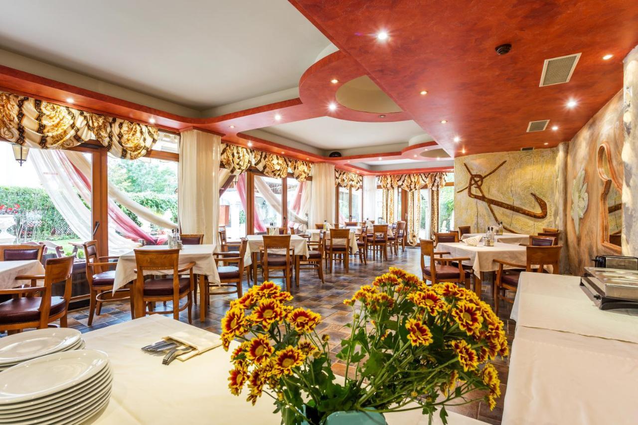 Family Hotel Gold Pearl (Adults Only) Sunny Beach Exterior foto