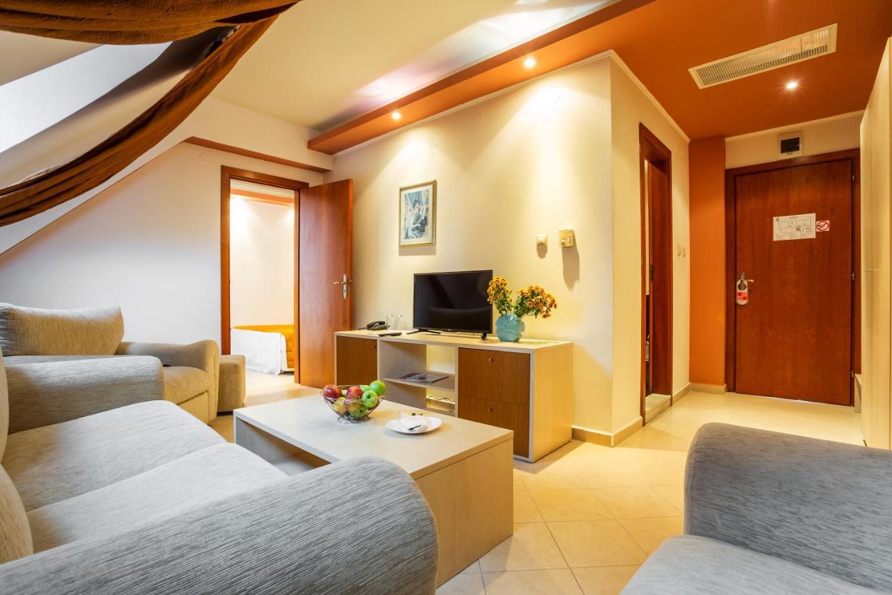 Family Hotel Gold Pearl (Adults Only) Sunny Beach Exterior foto